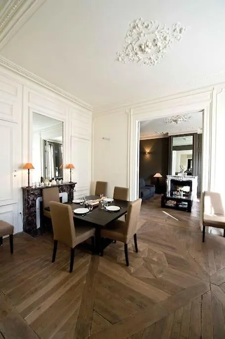 4P Elegant Flat, Vieux Lille, Carpark Daire